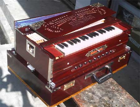 Harmonium manufacturer and supplier in Puri